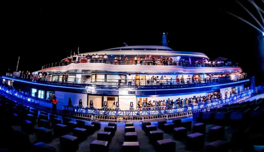 GVS用光打造“海上的移動(dòng)豪華城堡”，